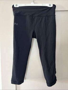 Under Armour Black Capri Leggings